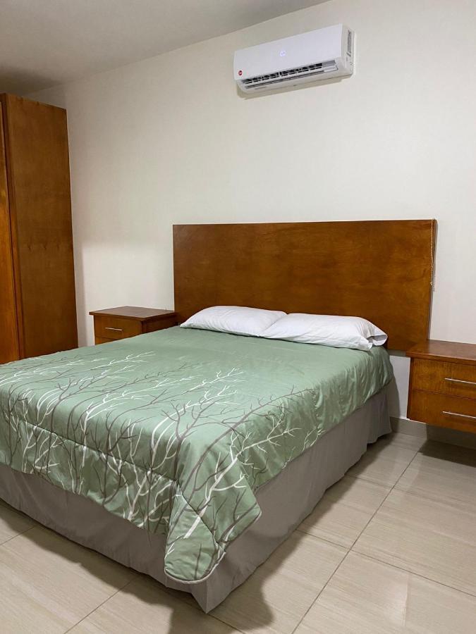 Cmg Suites Ciudad Acuna Екстер'єр фото